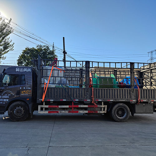1.2米礦用提升絞車(chē)裝車(chē)發(fā)貨！